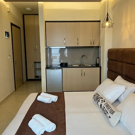 Ansi Paradiso Apartment *