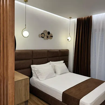 Ansi Paradiso Sarande
